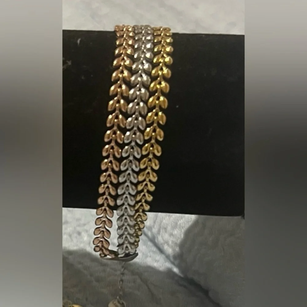Stainless Steel Tri-Tone Leaf Link Bracelet - Gold, Silver, Rose Gold - Picture 1 of 2